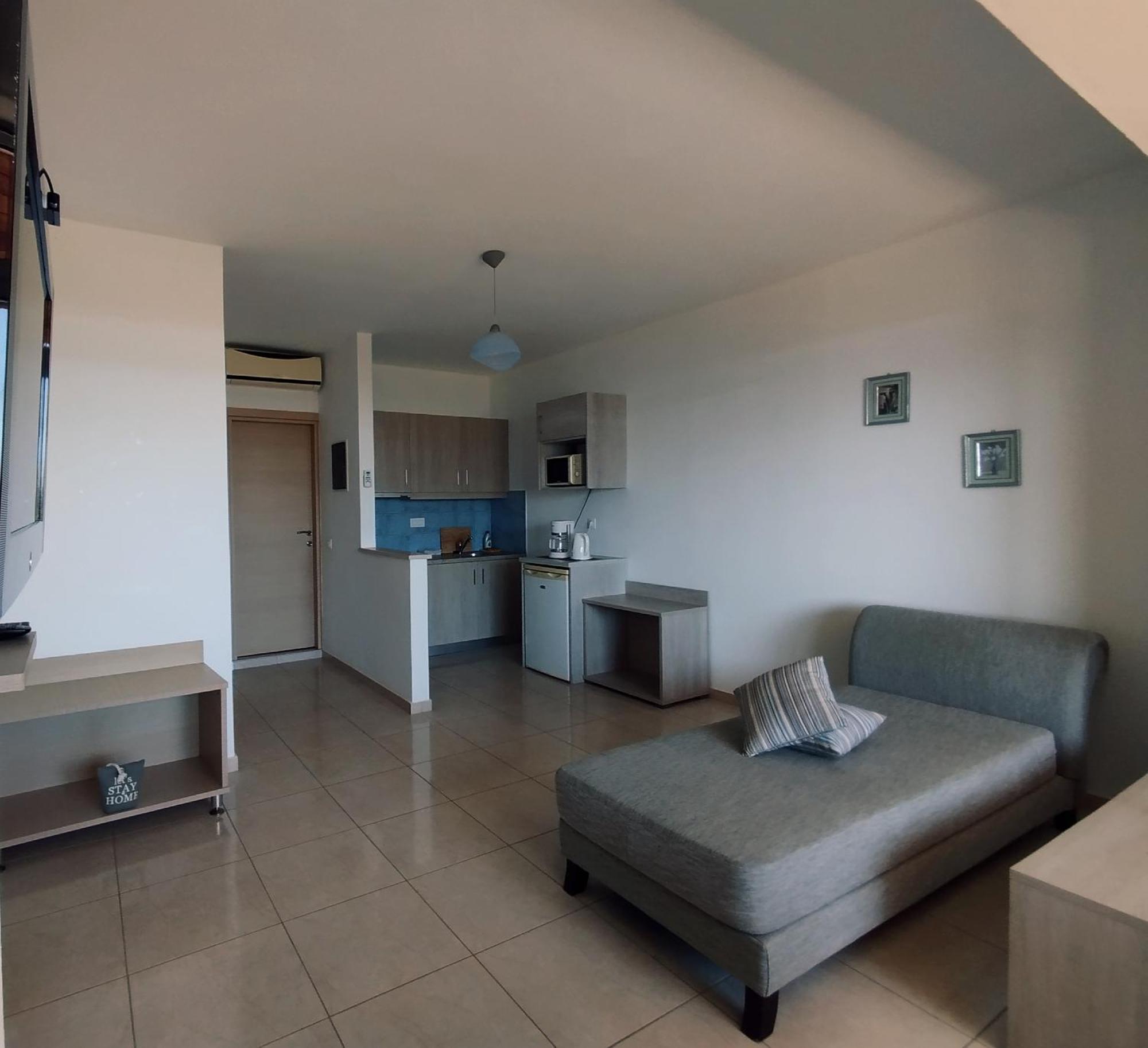 איה גליני Alexena Apartments מראה חיצוני תמונה